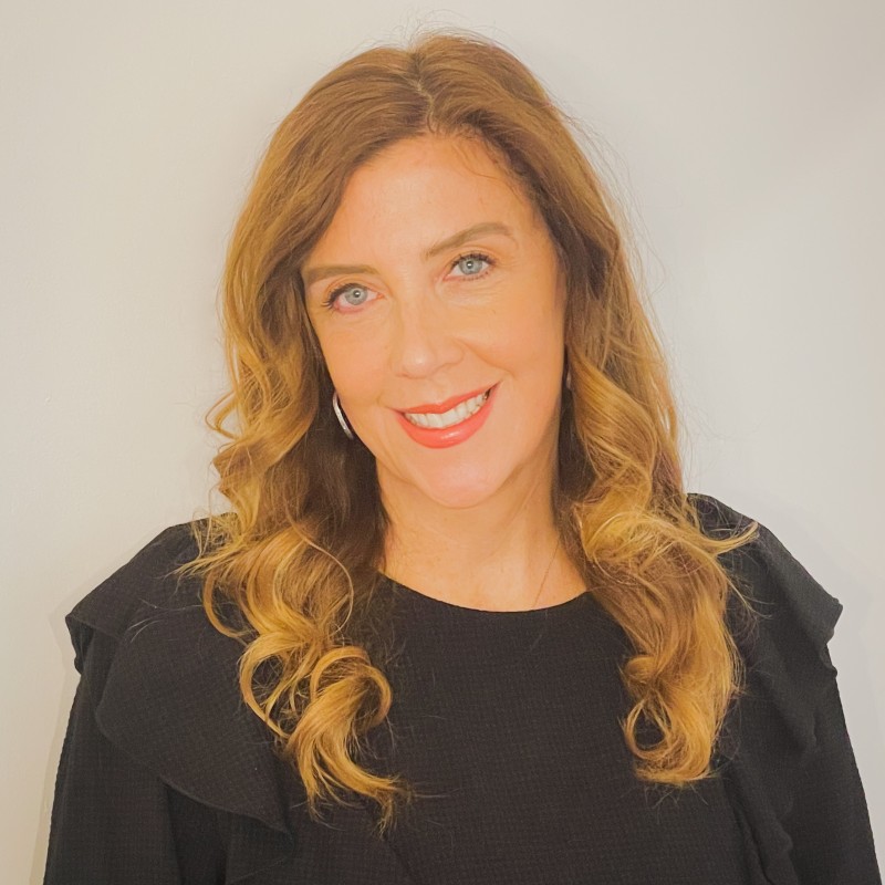 Jill Bailey Email & Phone Number Senior Field Sales Director at e.l.f