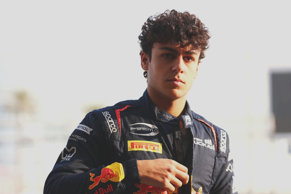 Red Bull confirma a Lindblad para su debut en FP1 a los 17