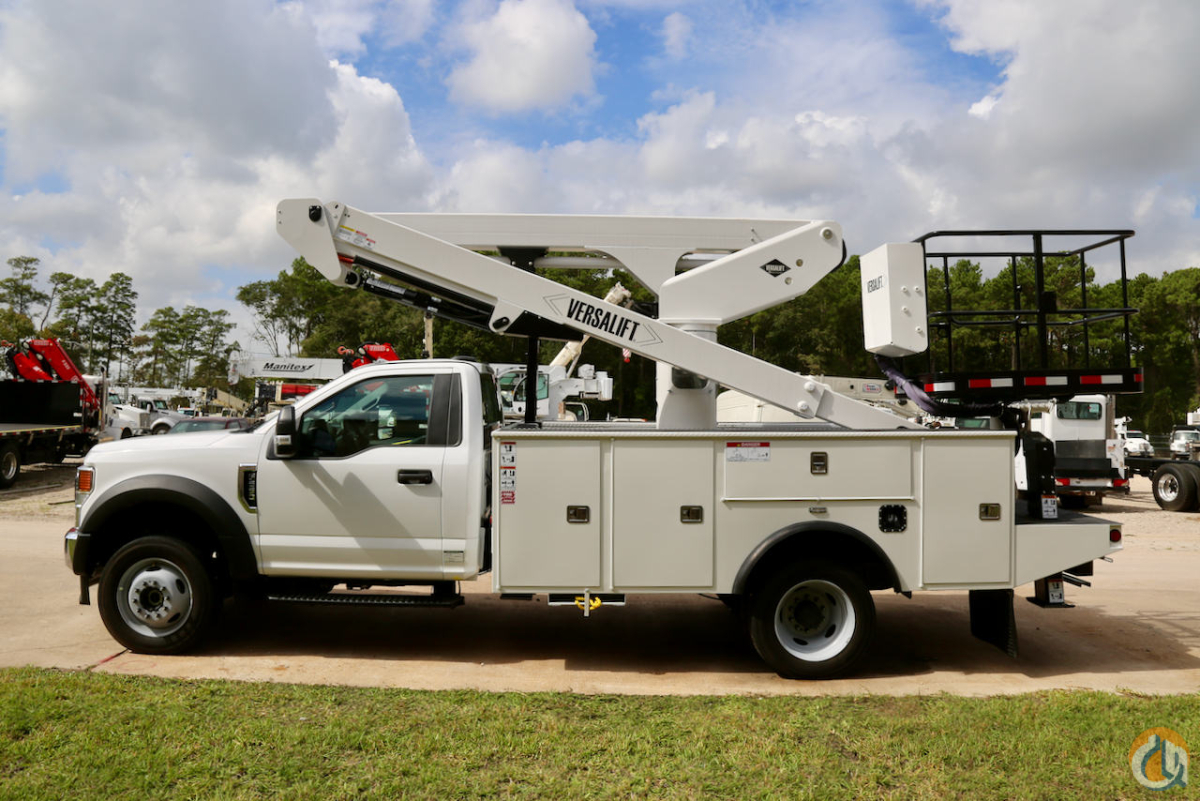 New Versalift VST50TN bucket truck on Ford F550 chassis