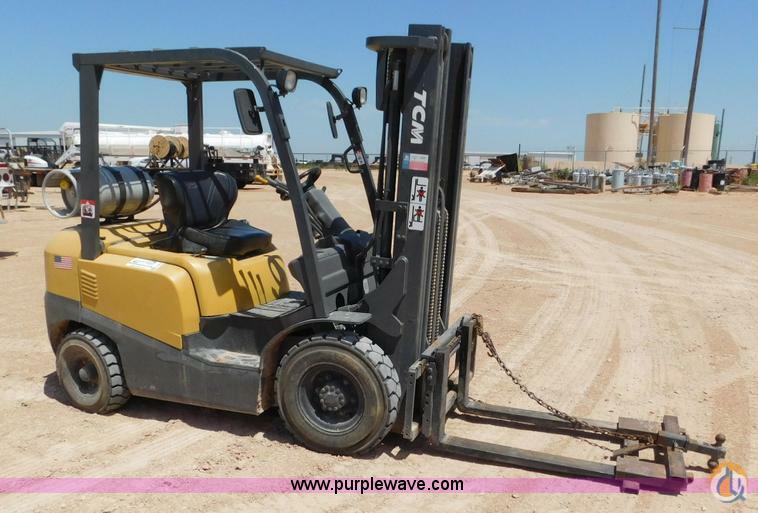 2012 TCM VFHM4802N5 Forklifts TCM VFHM4802N5 Purple Wave, Inc. on