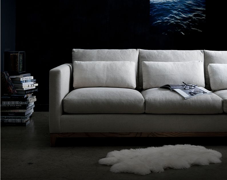 Furniture Store Crate and Barrel