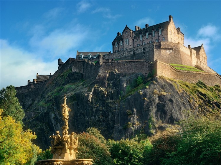 Stirling, Edinburgh & Loch Lomond