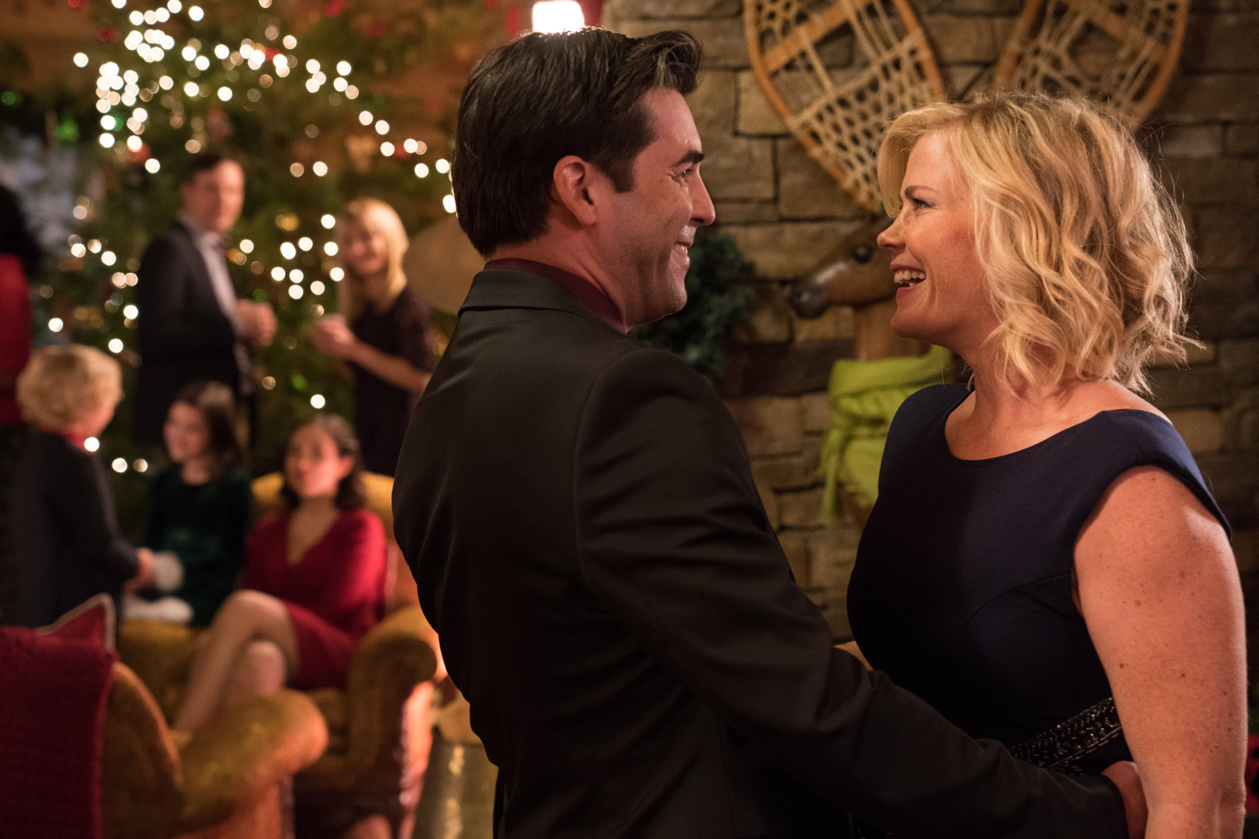 Cast Interviews Sophie’s & Evans Christmas at Holly Lodge