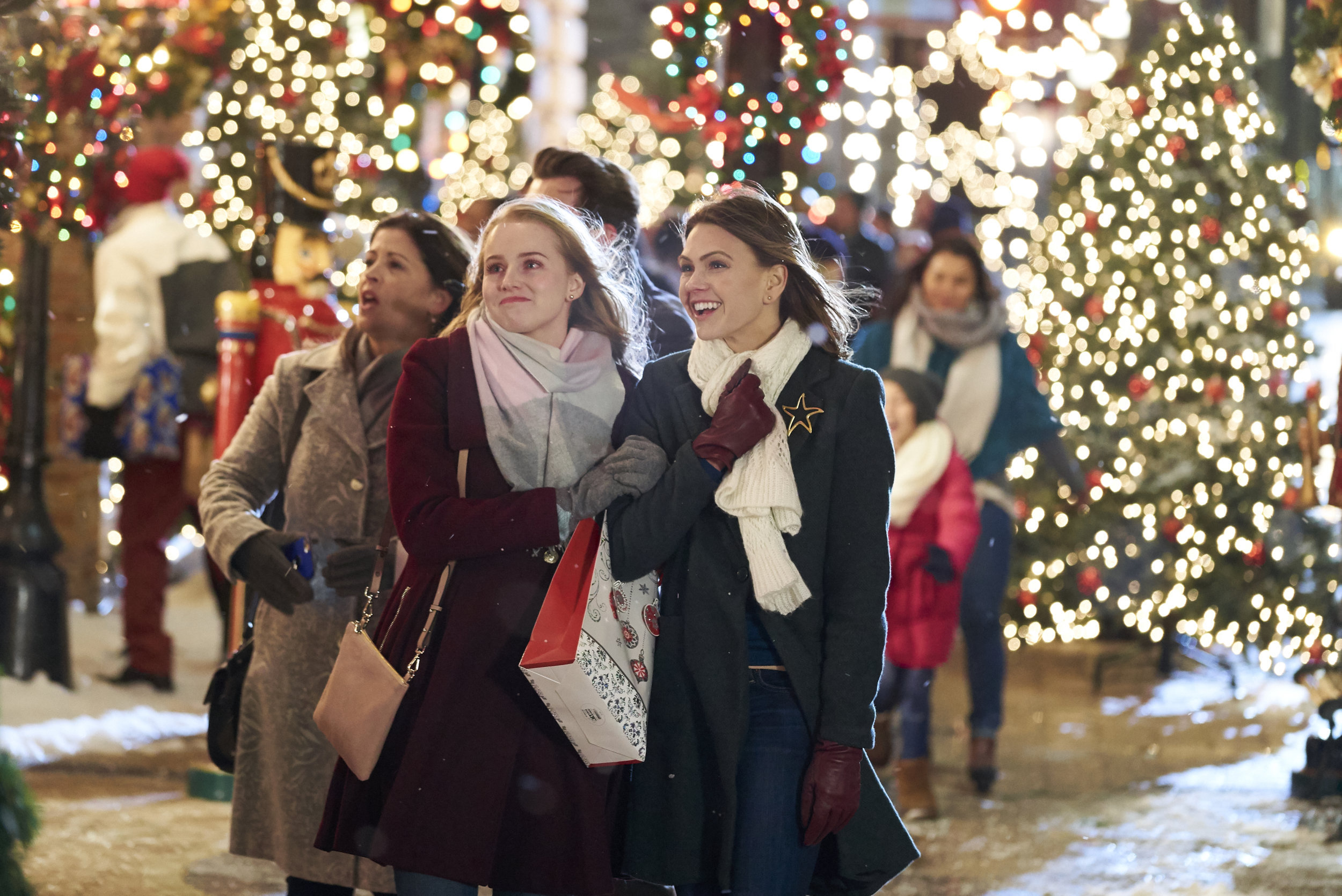 Preview + Sneak Peek Once Upon a Christmas Miracle Hallmark Movies