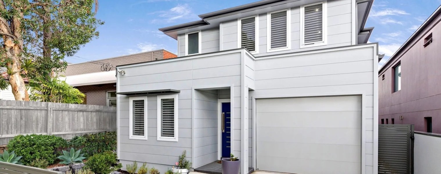 Mortlake Residence A Contemporary Classic By the River James Hardie