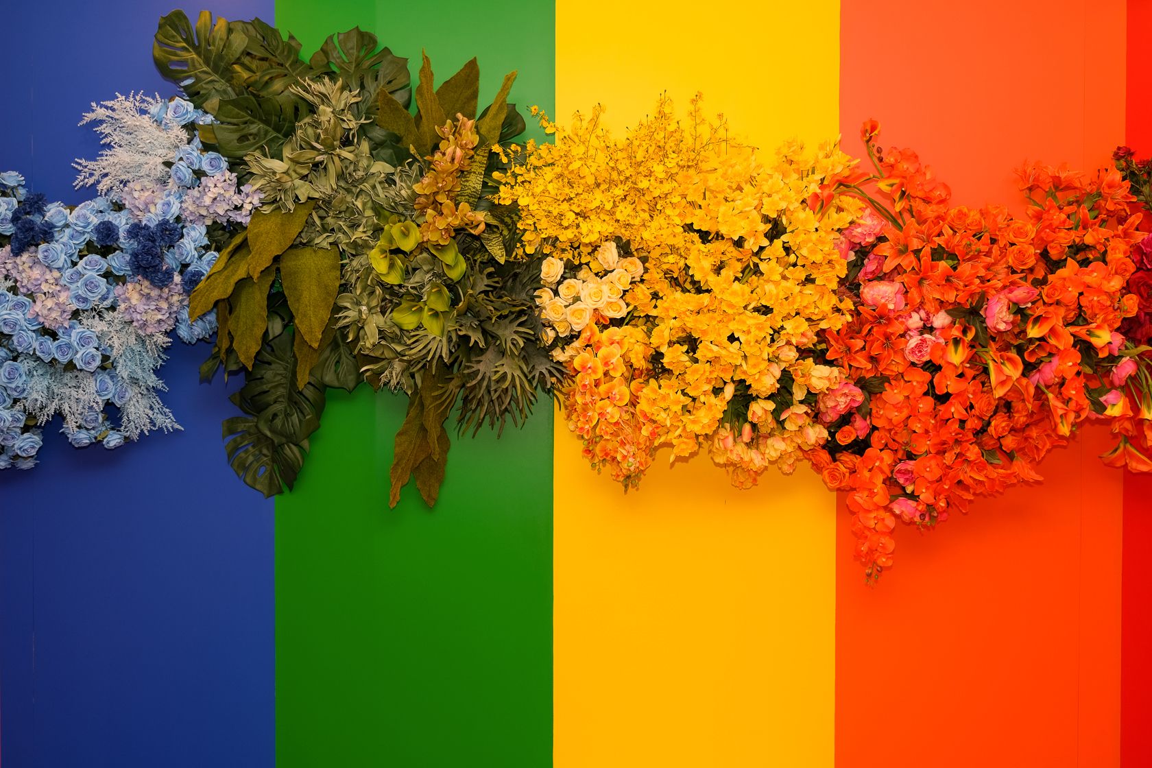 Explore 14 stunning floral popup installations at the Fairmont