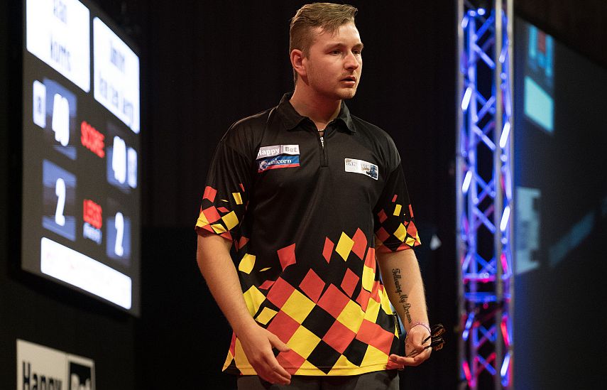 Dart Profis Dimitri van den Bergh "The Dreammaker" dartn.de Dart News, Dart Forum