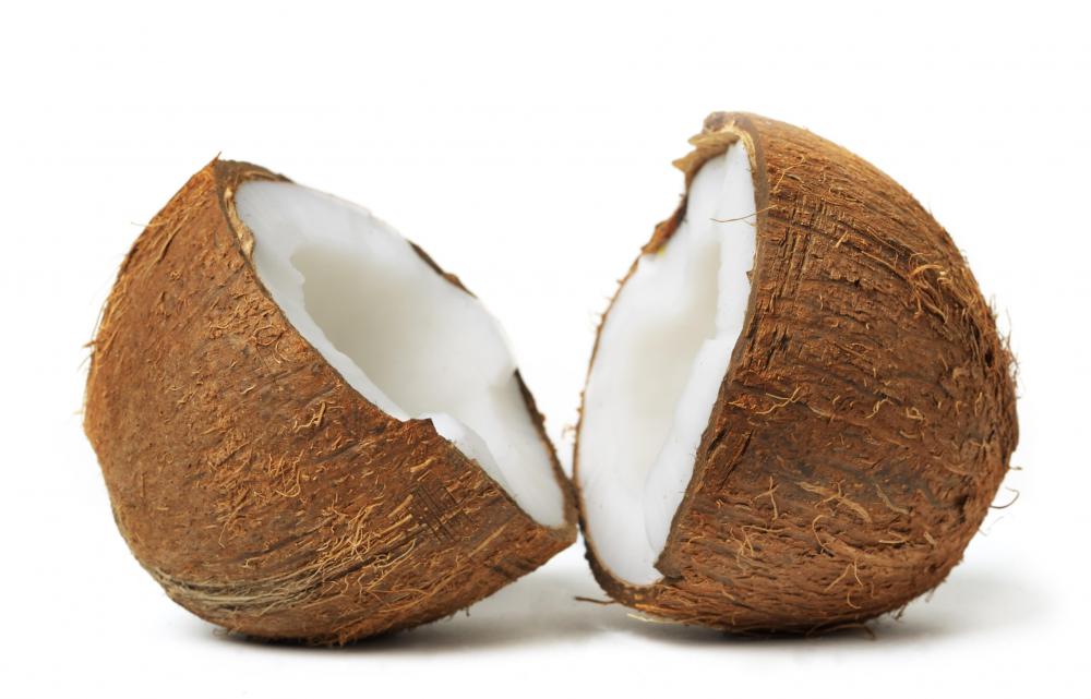 What is a Coconut Husk? (with pictures)