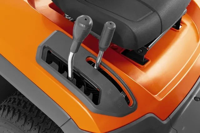 Husqvarna TS 114 hagetraktor Hagetraktorer Duab