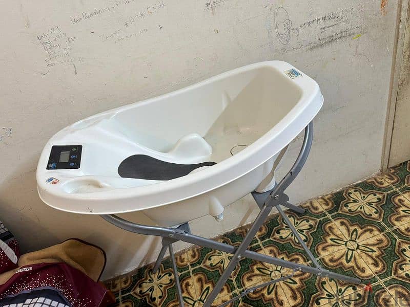 Baby bath tub for sale in Bahrain Other Kids & Babies 105175616