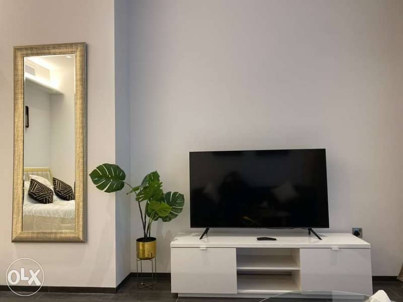 Premium Brand New Studio for RENTHarbour Row Financial Harbour area Apartments for Rent