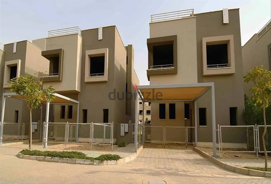 Townhouse 200m Open Roof with nanny's room [Palm Hills New Cairo