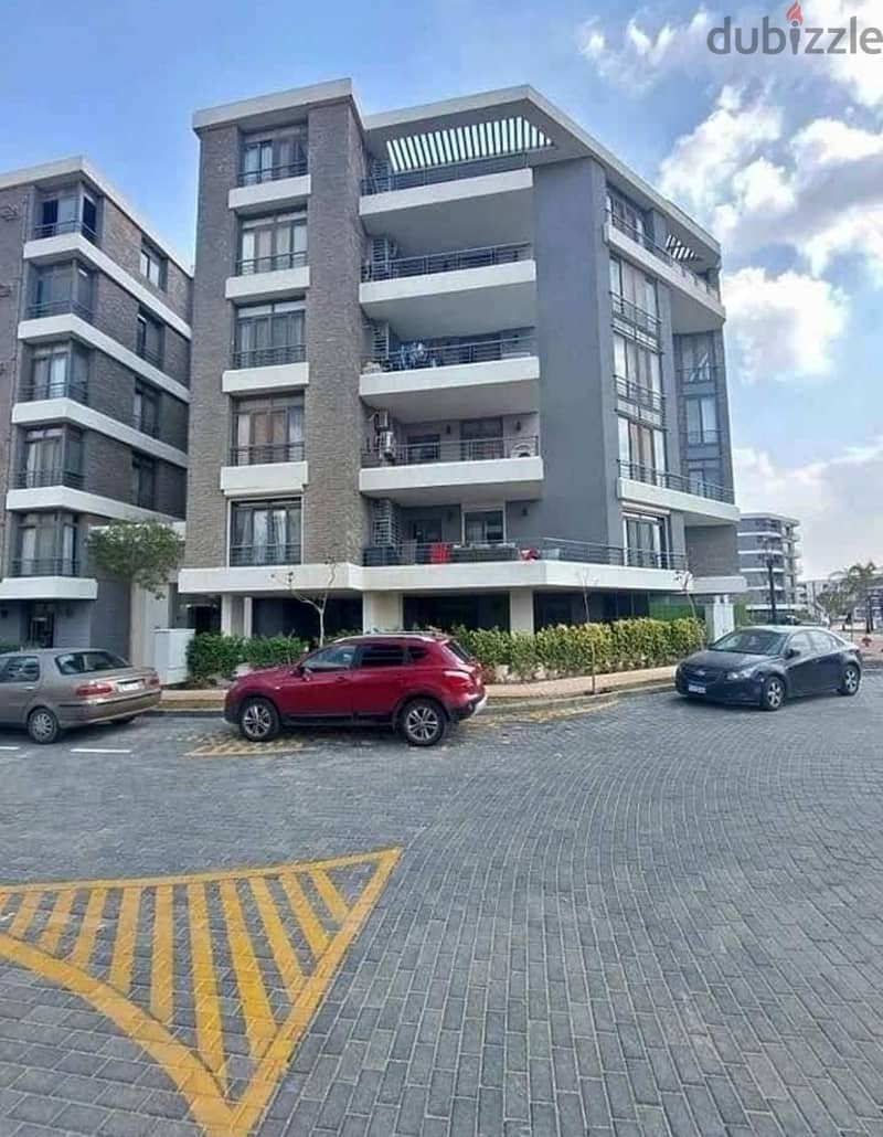 Apartment for sale 3 rooms in front of New Cairo Kampnisky Hotel