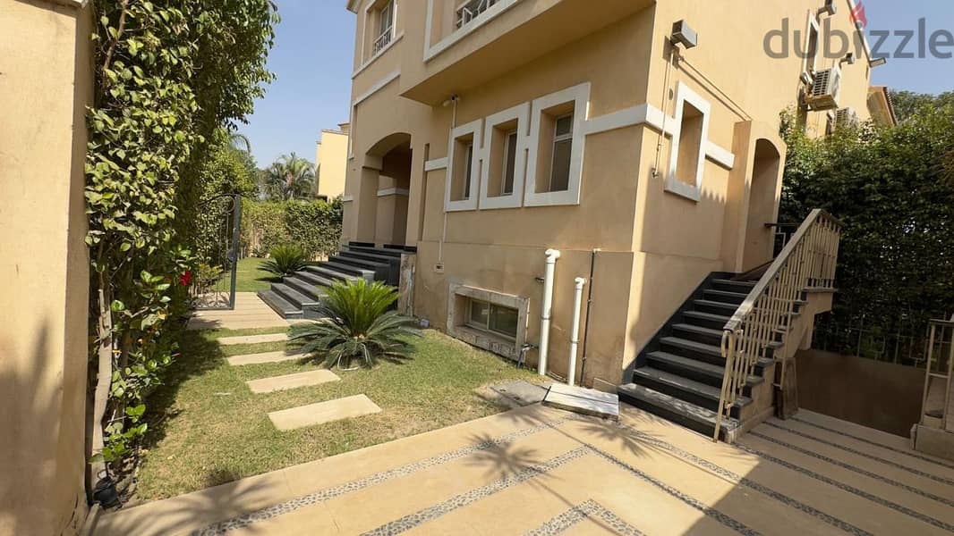 Villa 6 bedroom for long term only with pool fully furnished Villas