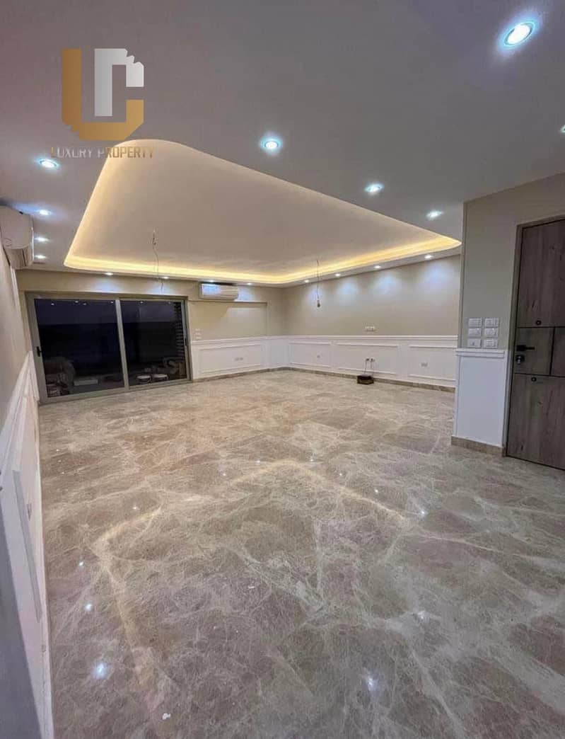 Studio fully Finished for Sale Palm Hills New Cairo. Apartments for