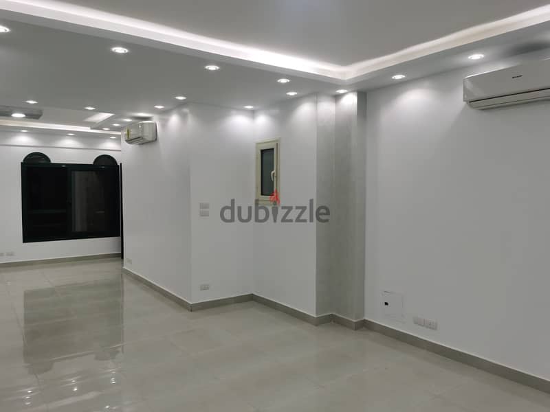 مكتب اوعيادة للايجار Commercial for Rent 202735222