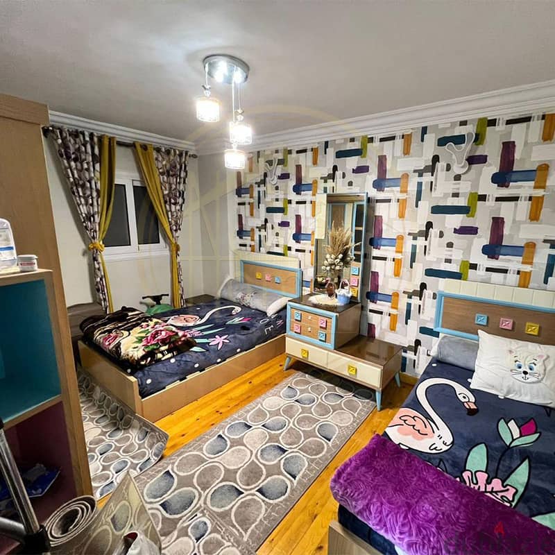 شقة للبيع 160 م كامب شيزارخطوات من البحر Apartments for Sale
