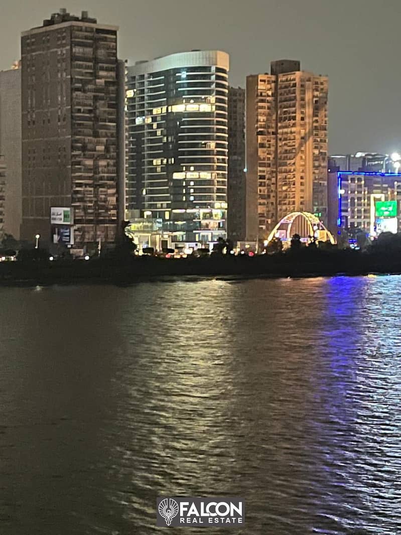 Luxurious hotel suite on the Nile, immediate delivery, fully finished