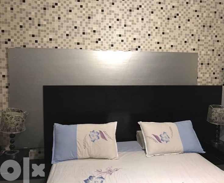 غرفه نوم كامله Bedroom 195168574