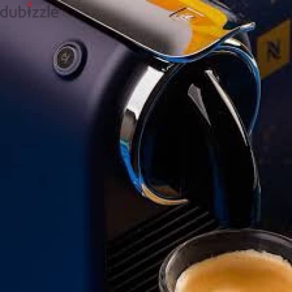 Nespresso CITIZ MAGIC BLUElimited editionالوحيده بمصر ماكينه نسبريسو