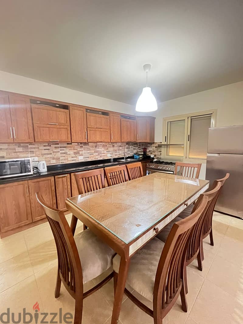 فيلا للايجار بقرية ستيلا هايتس 10,000 اليوم stella heights