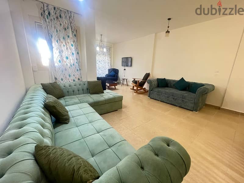 فيلا للايجار بقرية ستيلا هايتس 10,000 اليوم stella heights