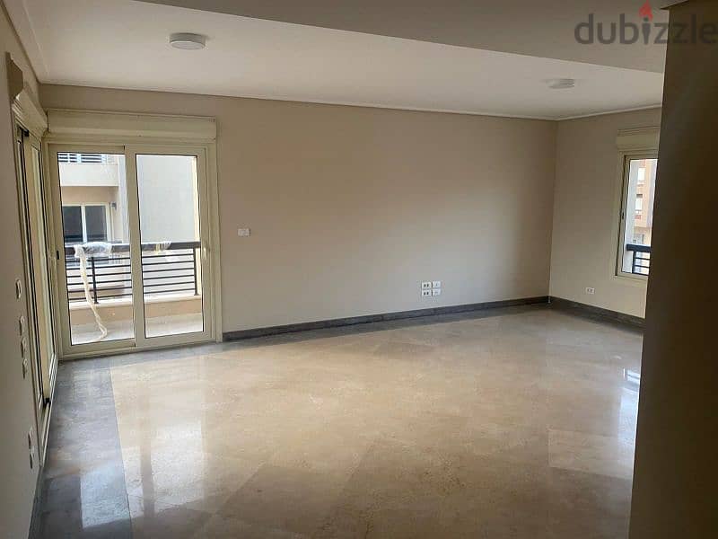 NEWGIZA apartment typical floor for rent at WestRidge lake view شقق و