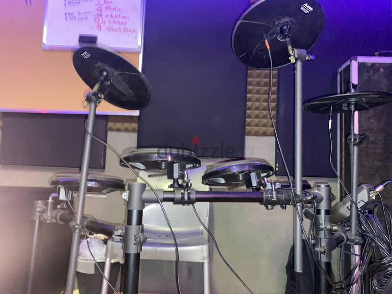 Electric drums for sale آلات موسيقية 199004297