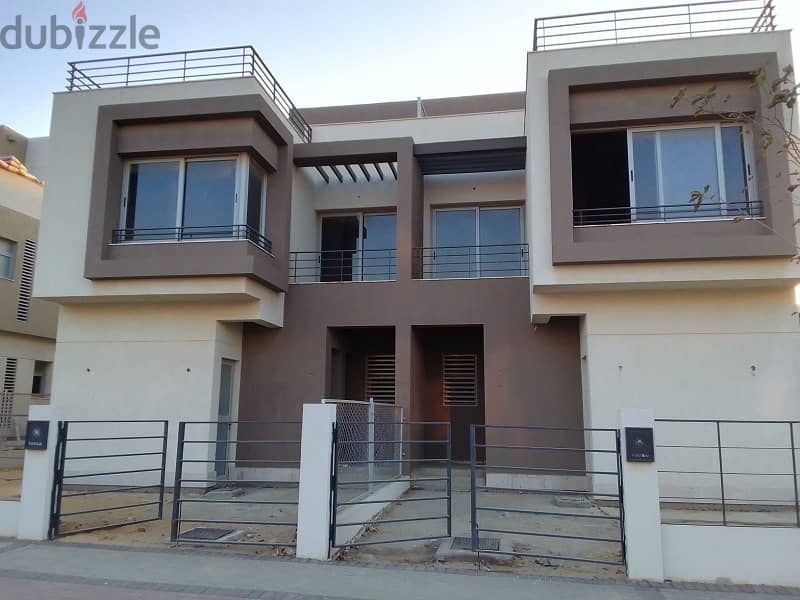 The lowest price for a townhouse with immediate delivery, completely