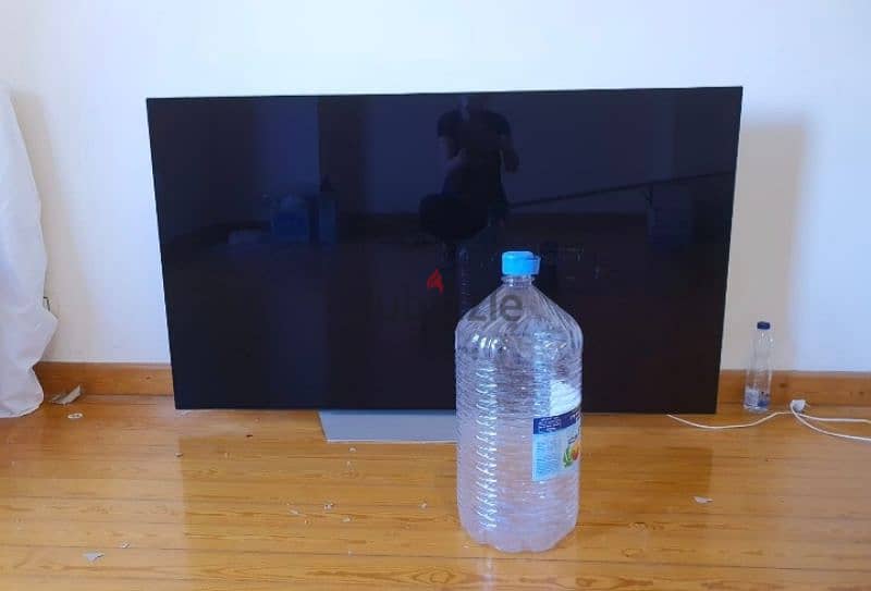 65" LG OLED65C7V 4K Ultra HD HDR Smart OLED TV used for sale