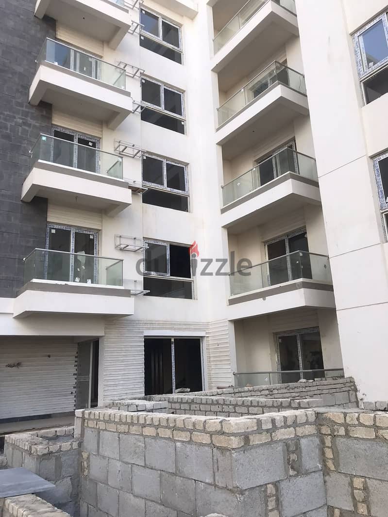 For sale apartment 170m in Mountain view iCity new cairo Apartments