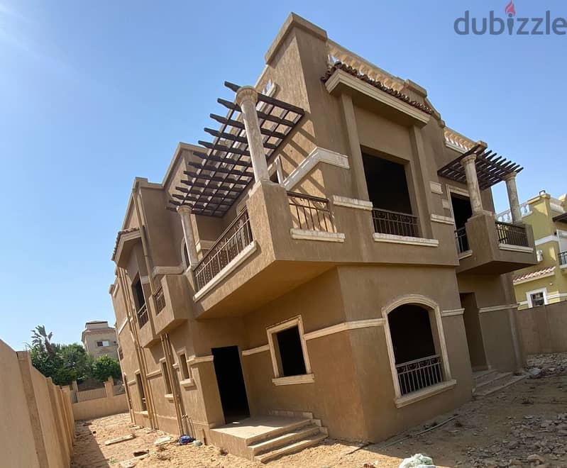 Stand alone villa for sale 460m prime location Etoile De Ville New