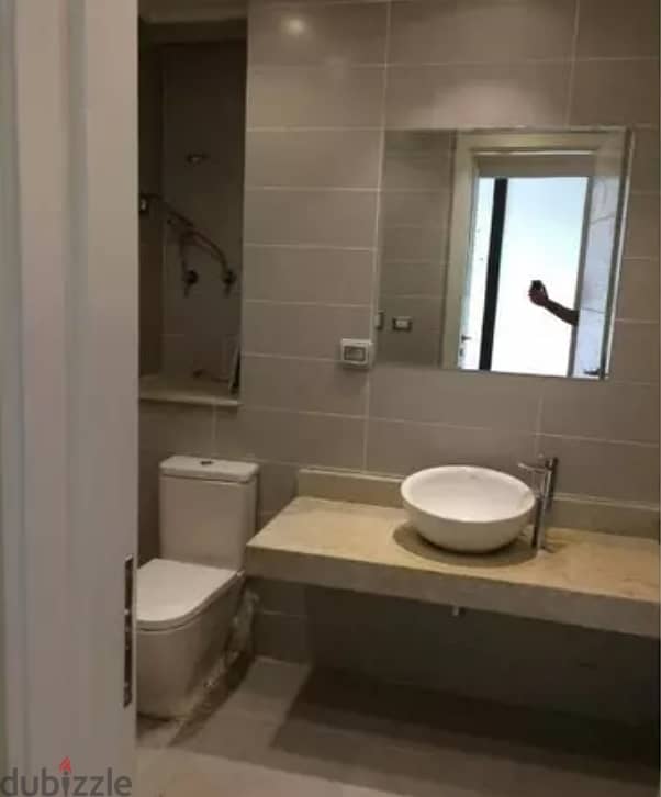 2 BR for Rent in Village Gate (ACs & Kitchen) Direct from Owner شقق