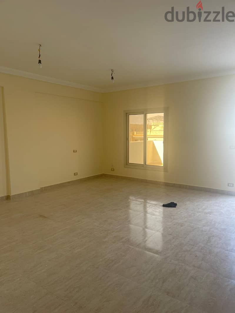 Roof apartment for rent, AlYasmine Settlement, near the 90th