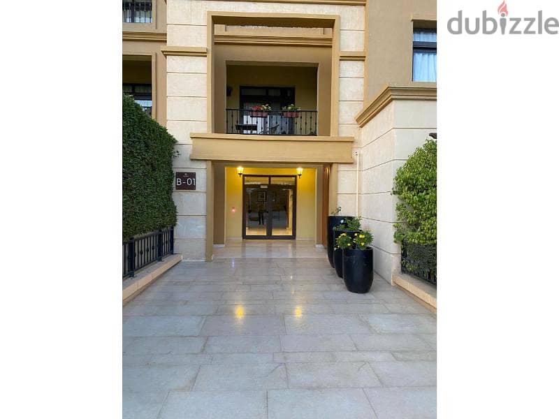 Apt in Mivida furnished ultra modern 1st floor . Apartments for