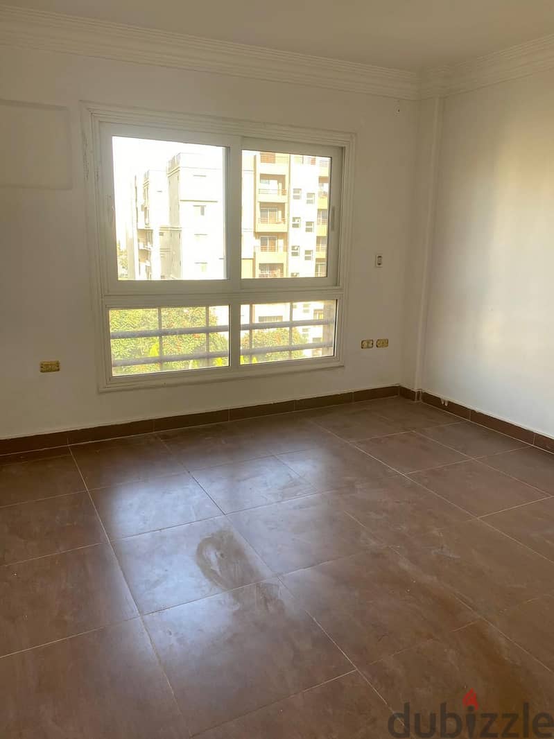 Apartment 135 m. for rent ultra super lux finished in prime location