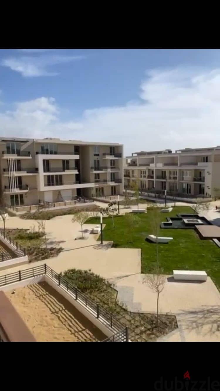 شقه للايجار 220م متشطبه بالتكييفات اول سكن كمبوند Pyramid Hills اكتوبر