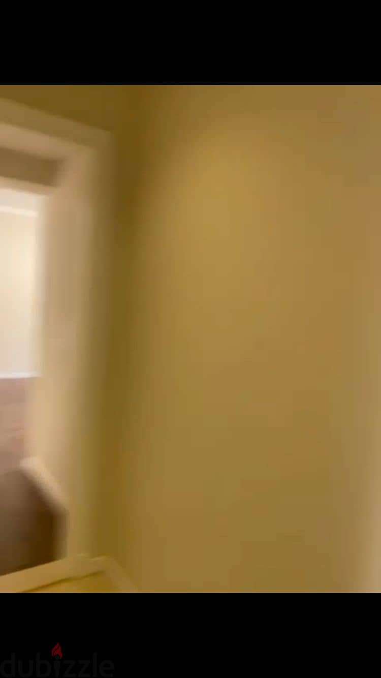 شقه للايجار 220م متشطبه بالتكييفات اول سكن كمبوند Pyramid Hills اكتوبر