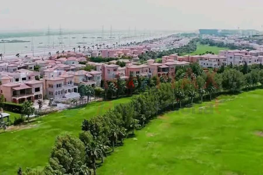 The fastest delivery of a twin house in Alex West with the largest area