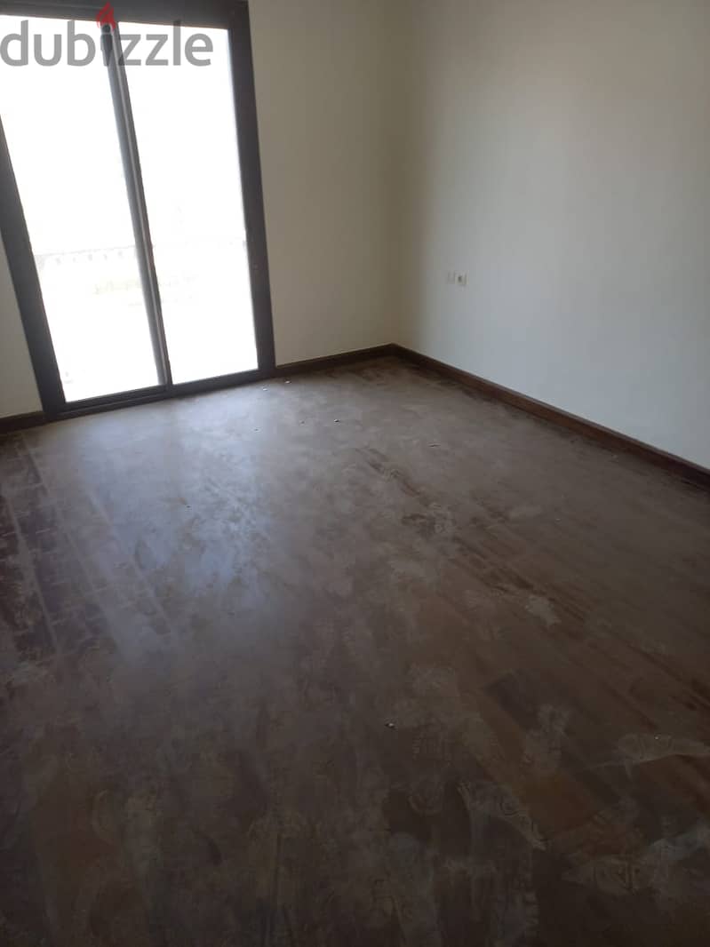 Stand Alone Villa 5 Bedrooms in Mivida Emaar New Cairo First USE