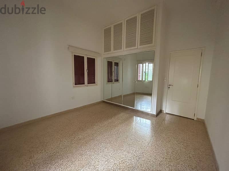 L133443Bedroom Apartment for Rent in Clemenceau, Ras Beirut