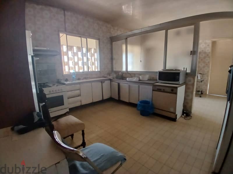 Apartment for Sale in Ain Tineh شقة للبيع في عين تينة Apartments