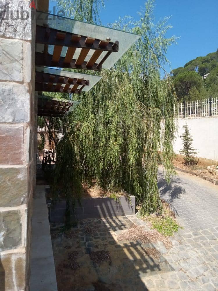 Individual house for rent in Ouyoun Broumana! Apartments & Villas For