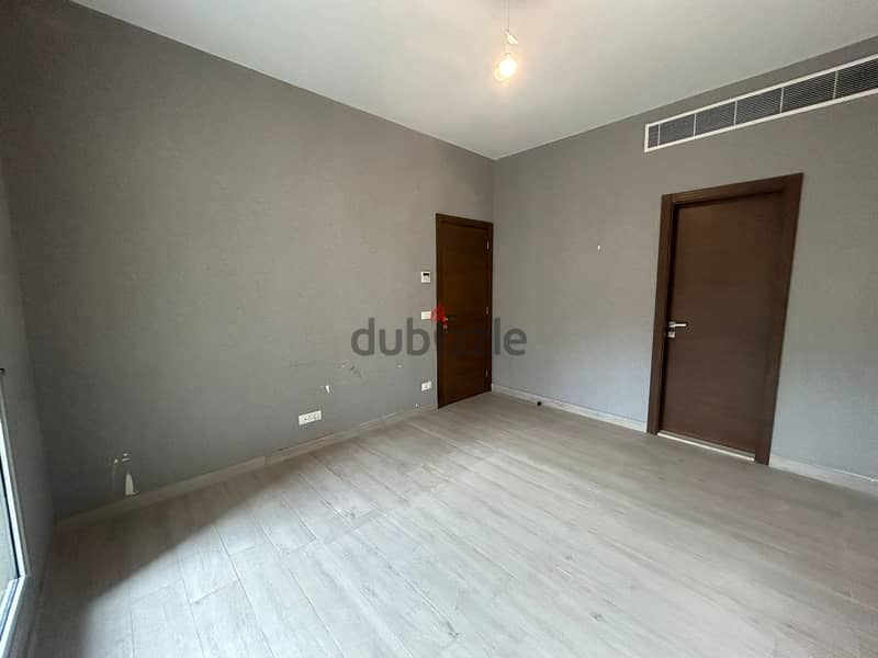 L139912Bedroom Apartment for Rent in Hamra, Ras Beirut Apartments & Villas For Rent 115653598