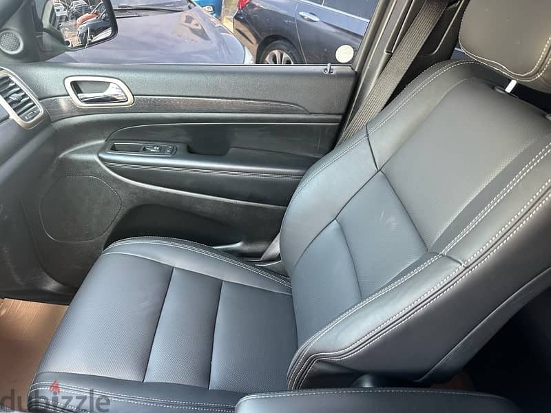 jeep Grand Cherokee black /black 2015 Laredo Cars for Sale 115690098