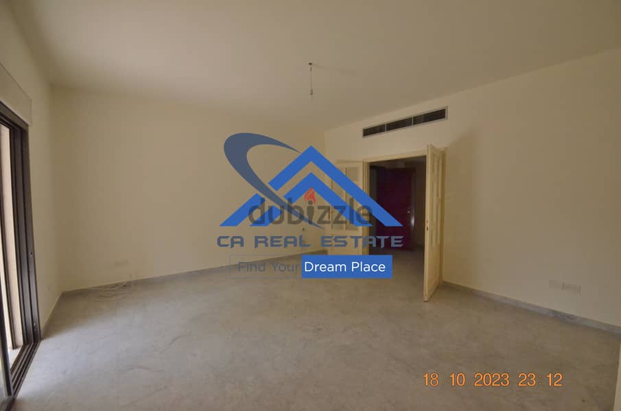 deluxe for rent apartment in hazmieh martakla Apartments & Villas For
