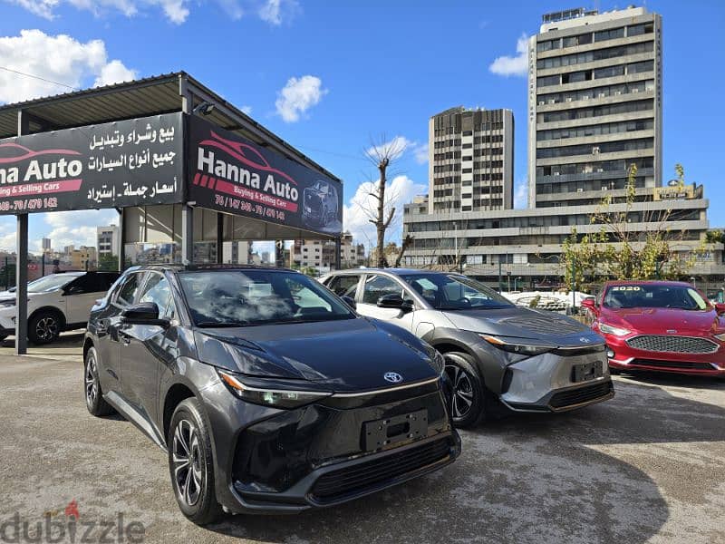 Hott offer !!! NEW TOYOTA BZ4X FULL ELECTRIC LONG RANGE 615 KM BATTERY