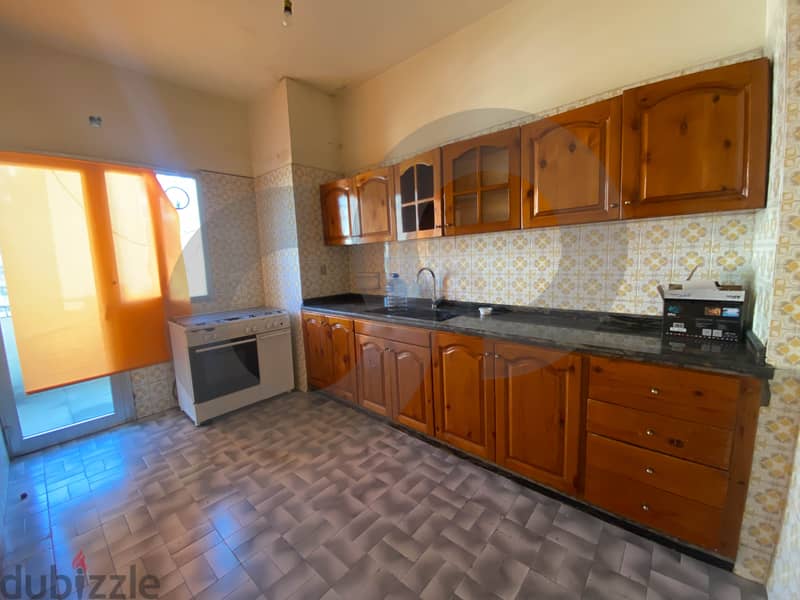 165 SQM Apartment for rent in BeirutMar Elias/مار الياس REFDE102113