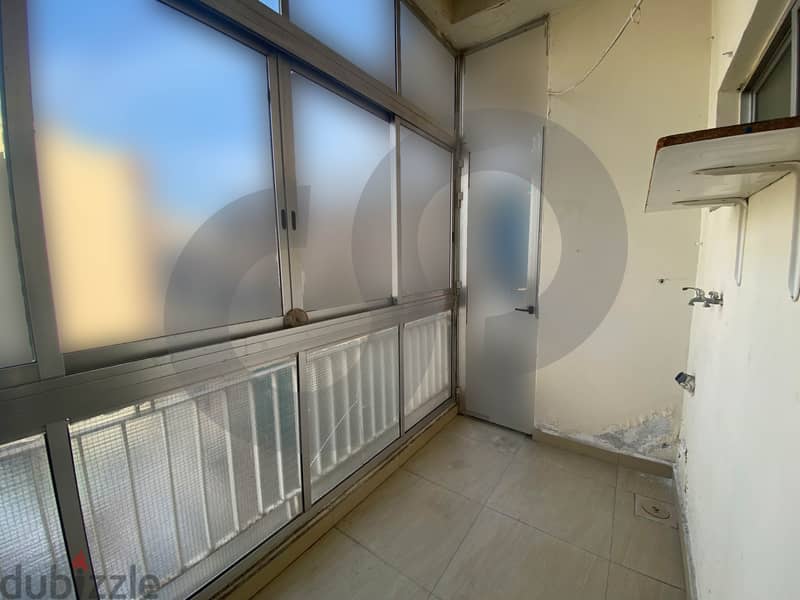 165 SQM Apartment for rent in BeirutMar Elias/مار الياس REFDE102113