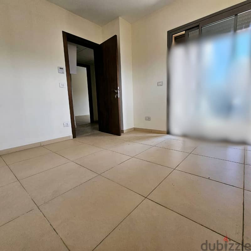 RA221248 Super Deluxe Apartment for rent in Sodeco, 195m, 1550 cash